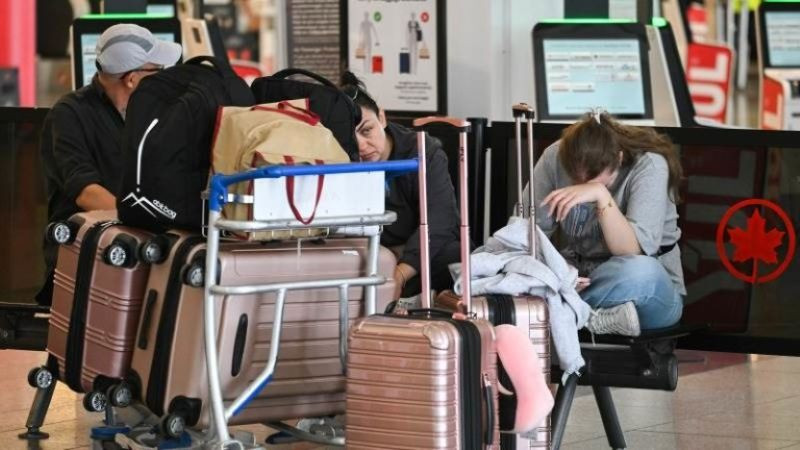 В Канада се задава стачка на пилотите